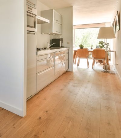 Natural Oak Plank, Brushed & Oiled - 180mm x 14mm Click Engineered Wood Flooring