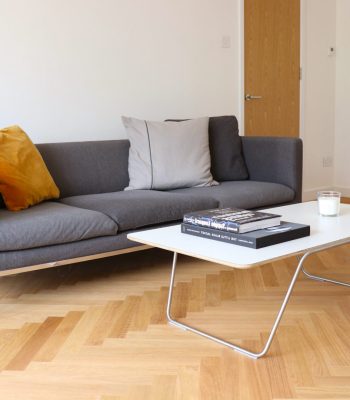 Natural Prime Grade Oak Herringbone Oiled 70mm x 11mm Engineered Parquet Wood Flooring