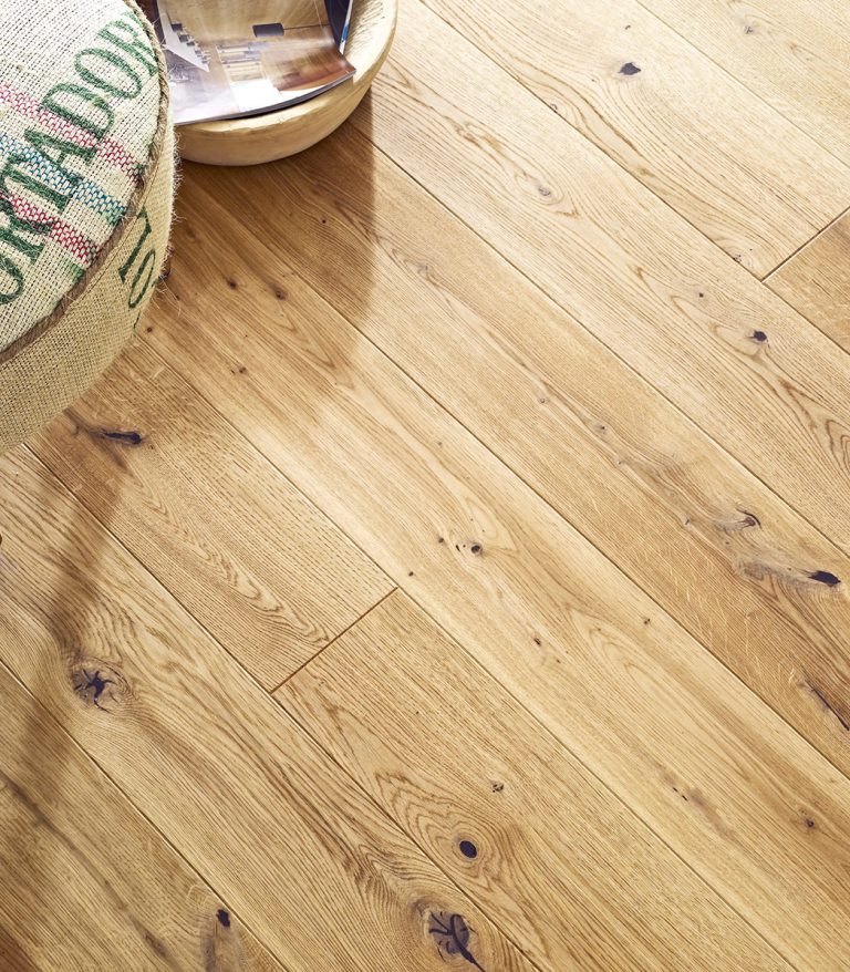 Natural Oak Plank, Brushed & Matt Lacquered - 130mm x 14mm Click ...