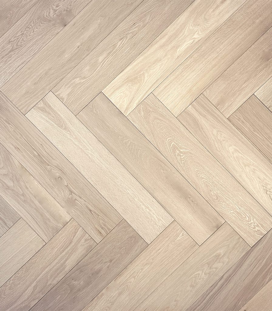 Unfinished Prime Oak Herringbone - 120mm x 15mm x 600mm Engineered ...