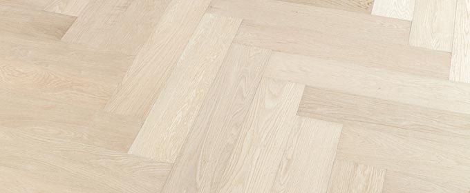 Unfinished Prime Oak Herringbone – 70mm x 11mm x 490mm Engineered Parquet Wood Flooring
