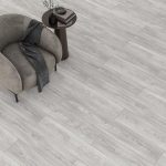 Uniclic Ivory Shadow Oak Plank, 8mm - AquaGuard Laminate Click Flooring