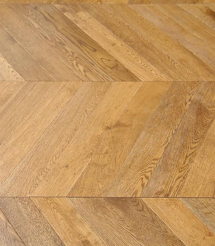Crisp Blonde Oak Chevron 90mm x 18mm Engineered Parquet Wood Floor Crisp Blonde Oak Chevron 90mm x 18mm Engineered Parquet Wood Floor