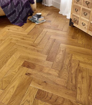 Light Golden Oak Herringbone, Brushed & Lacquered 90mm Engineered Parquet Wood Floor