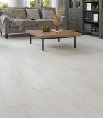 Prestige Summit Oak Plank, 12mm - Laminate Click Flooring