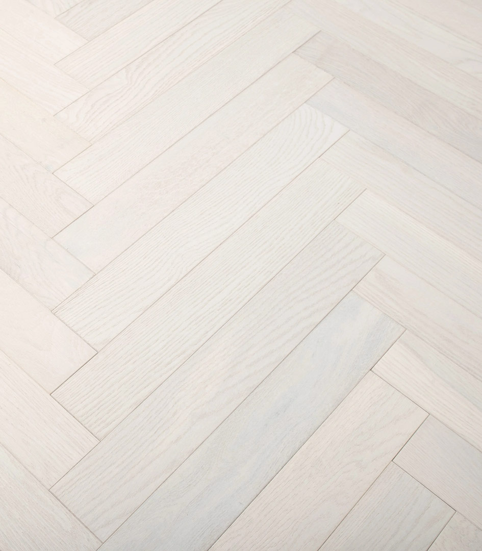 Snow Scene Oak Herringbone Brushed & Lacquered 90mm x 14mm Engineered Parquet Wooden Flooring Snow Scene Oak Herringbone Brushed & Lacquered 90mm x 14mm Engineered Parquet Wooden Flooring