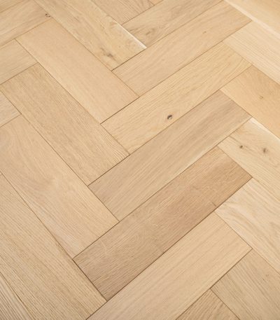 Raw HD Oak Brushed & Oiled 90mm x 14mm Engineered Herringbone Wood Flooring