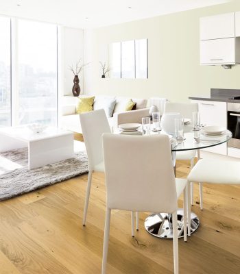 Natural Oak Plank Brushed & UV Oiled 180mm x 14mm Engineered Wood Flooring