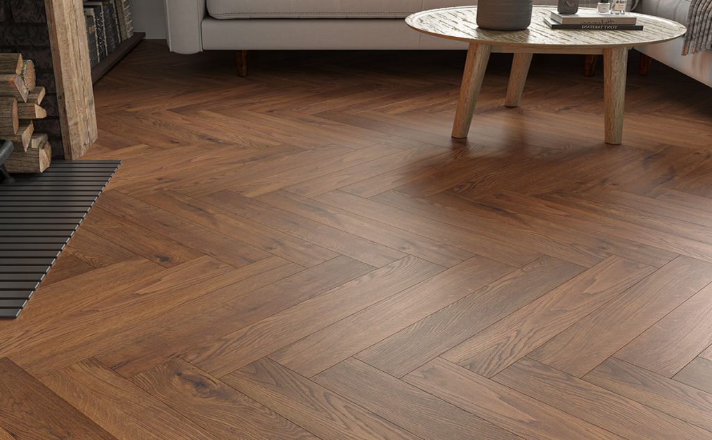 Laminate-Herringbone-brown-oak
