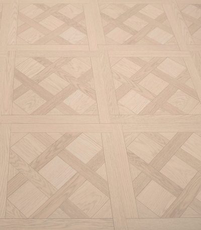Crystal Caramel Oak Versailles Panel, 12mm - Laminate Click Flooring