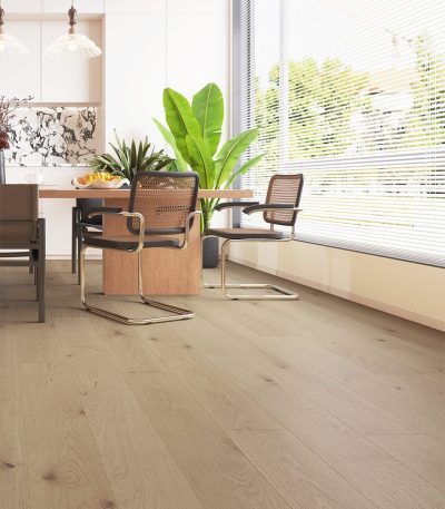 Nude Oak Plank, Brushed & Matt Lacquered - 190mm x 12mm Click Engineered Wood Floor