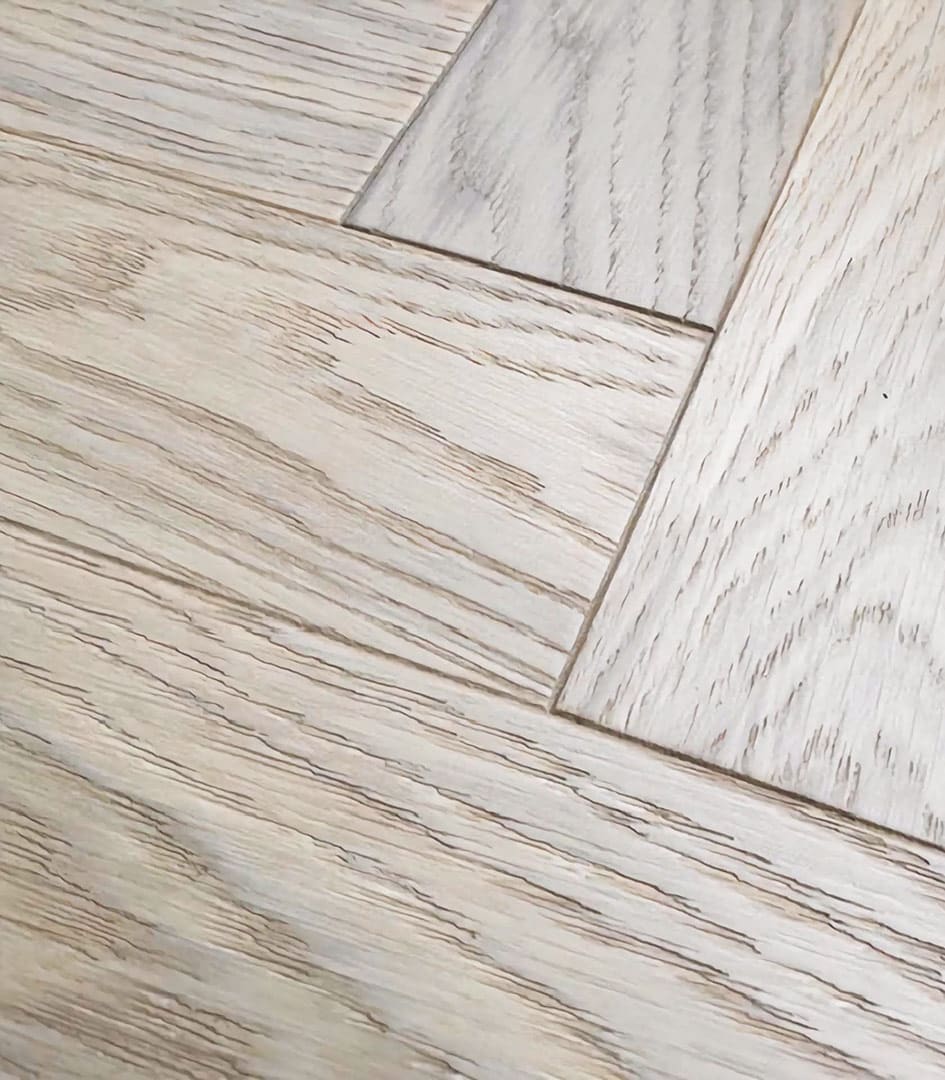 Soft White Oak Herringbone, Brushed & UV Oiled - 90mm x 14mm Engineered Parquet Wood Floor Soft White Oak Herringbone, Brushed & UV Oiled - 90mm x 14mm Engineered Parquet Wood Floor