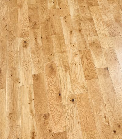 Classic Oak Plank, UV Lacquered 90 x 18mm Solid Oak Wood Flooring