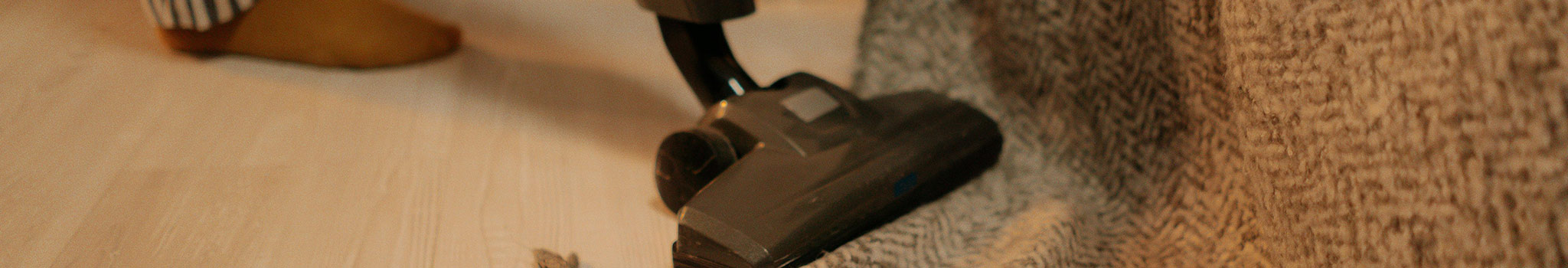 Caring for Wood Flooring – Maintenance Tips for Engineered & Solid Wood Header