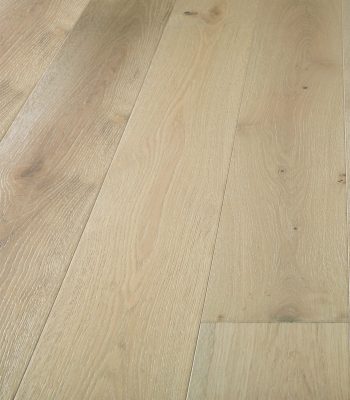Fogstone Oak Plank, Brushed & UV Lacquered - 190mm x 15mm Engineered Wood Flooring