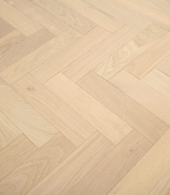 Pale Grain Oak Brushed & UV Oiled Herringbone 80mm x 20mm Engineered Wood Flooring